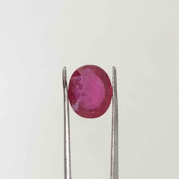 Ruby 4.49 Carat / 4.84 Ratti