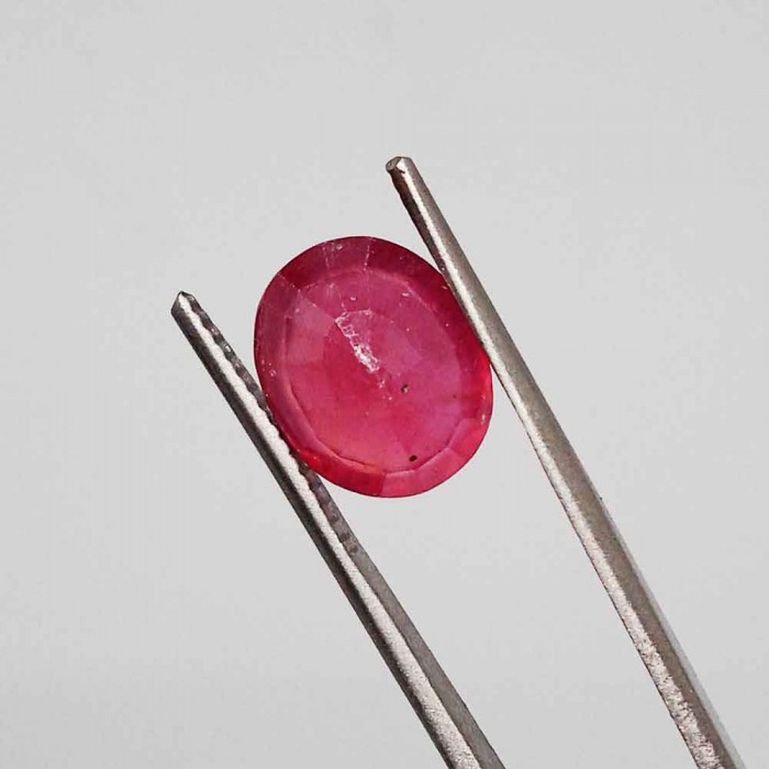 Ruby 5.32 Carat / 5.74 Ratti