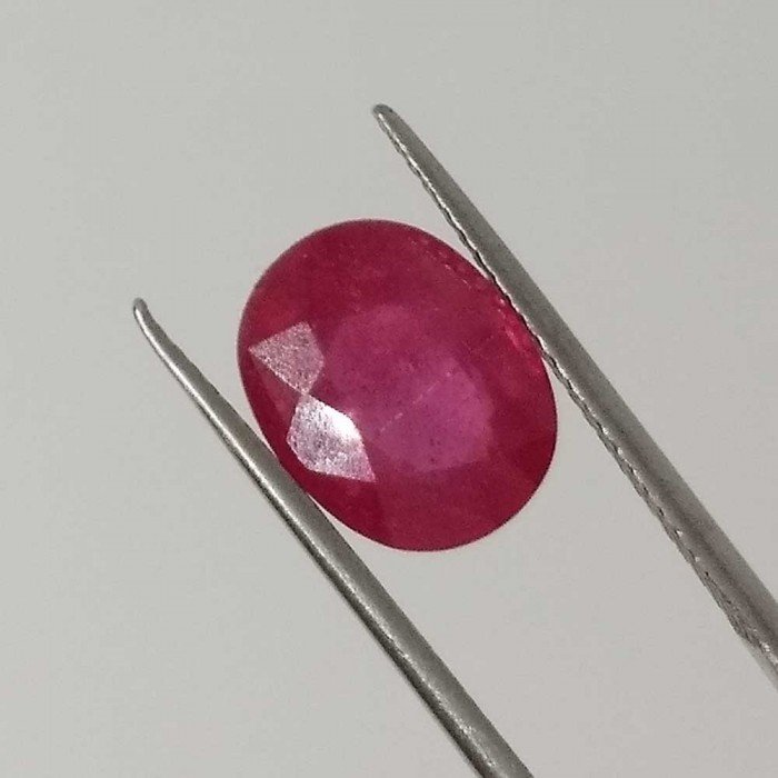 Ruby 5.04 Carat / 5.44 Ratti