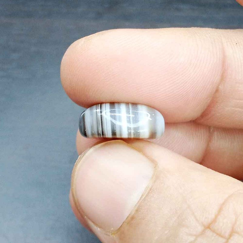 Sulemani Hakik 9.45 Carat / 10.20 Ratti