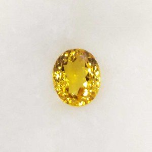 Yellow Topaz 9.27 Carat / 10.01 Ratti