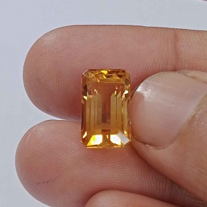 Yellow Topaz 7.25 Carat / 7.83 Ratti