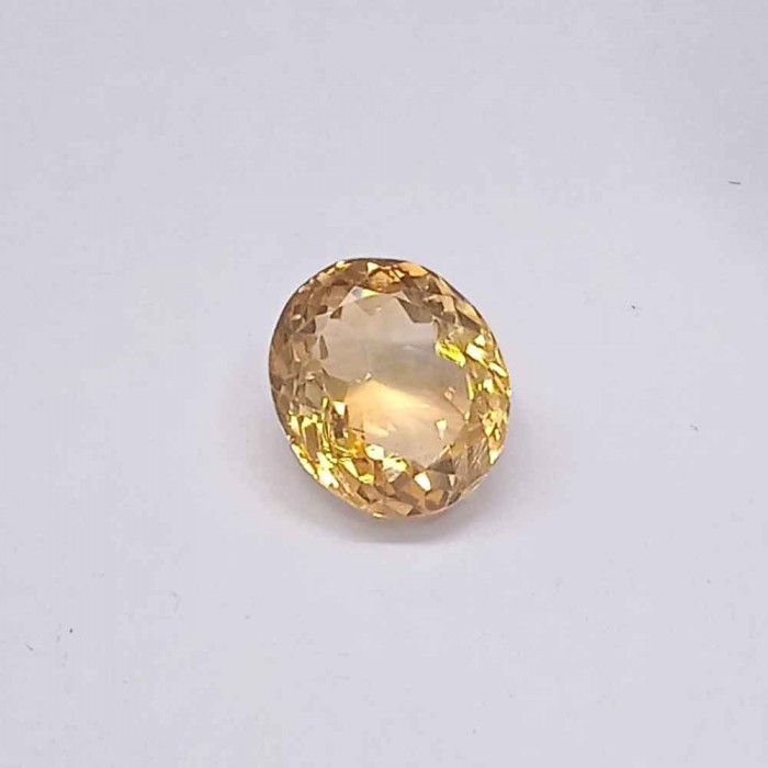 Yellow Topaz 6.69 Carat / 7.22 Ratti