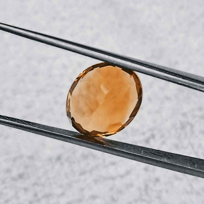 Yellow Topaz 5.22 Carat / 5.63 Ratti