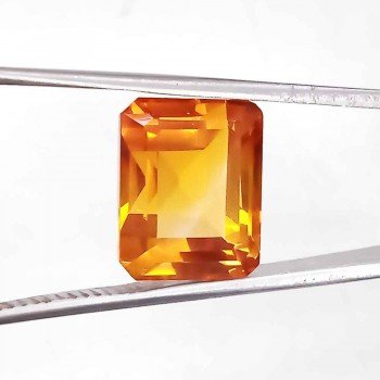 Yellow Topaz 7.38 Carat / 7.97 Ratti