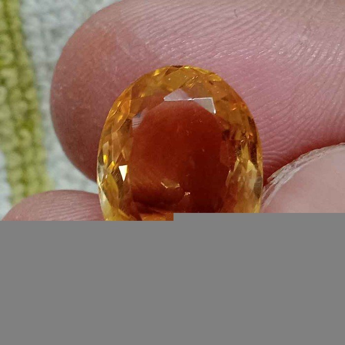 Yellow Topaz 10.33 Carat / 11.15 Ratti