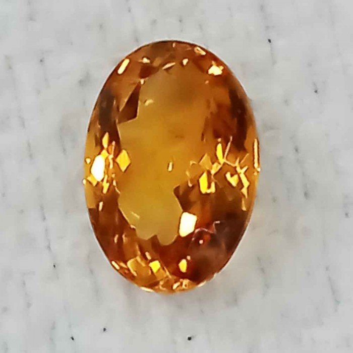 Yellow Topaz 6.79 Carat / 7.33 Ratti