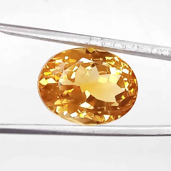 Yellow Topaz 7.26 Carat / 7.84 Ratti