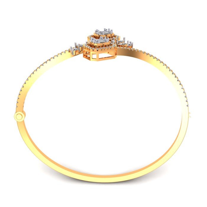 Stylish Oval Gold Bracelet
